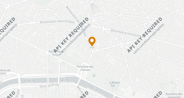 Map showing Le Petit Lucas
